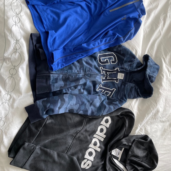 Bundle of 4 Boys Sweatshirts